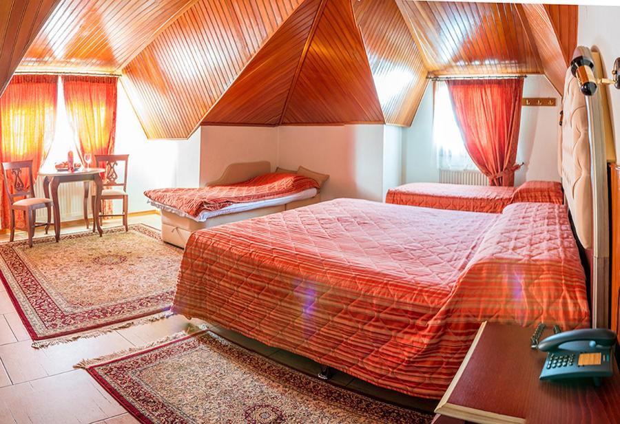 Hotel Apollon Мецовон Экстерьер фото