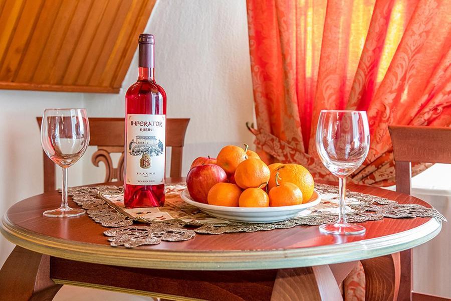 Hotel Apollon Мецовон Экстерьер фото